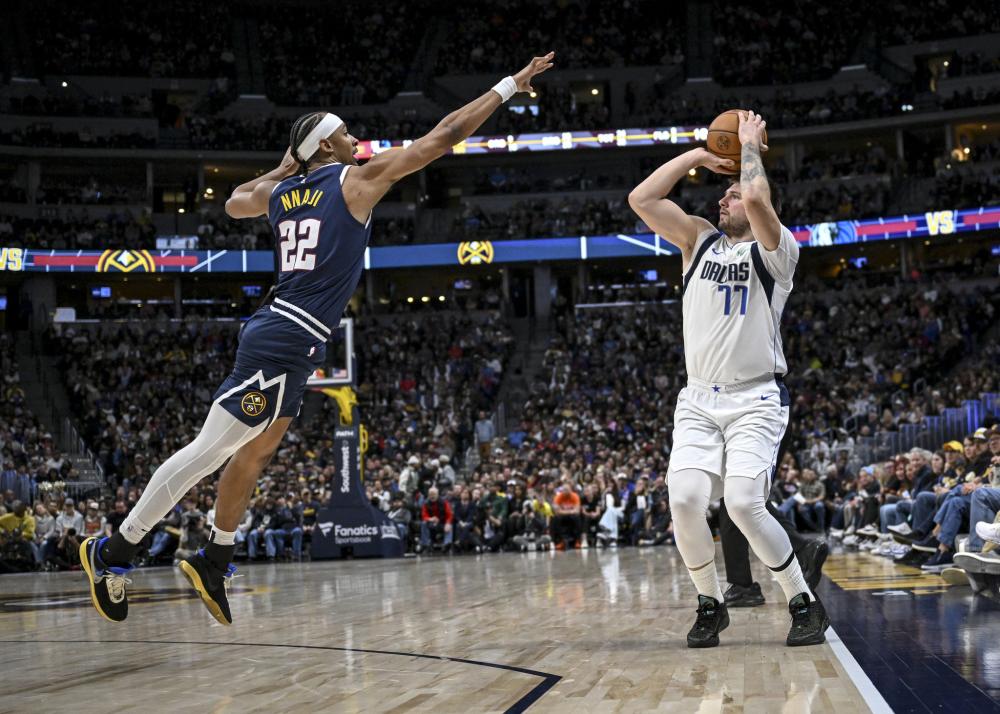 他们距离英 他们距离英