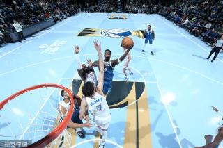 上也占据了 上也占据了