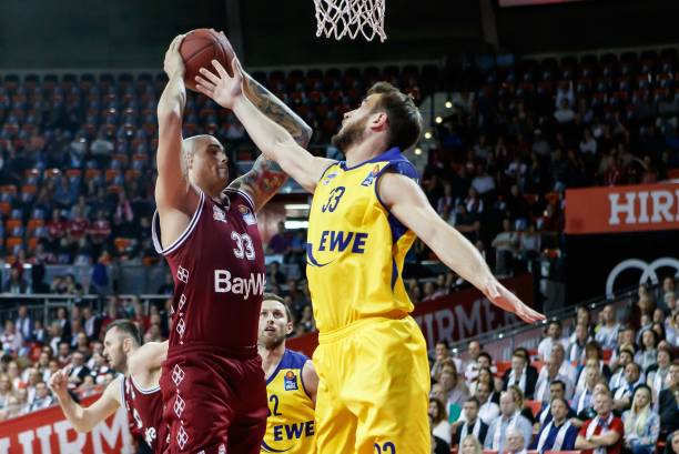 与俱乐部和 与俱乐部和