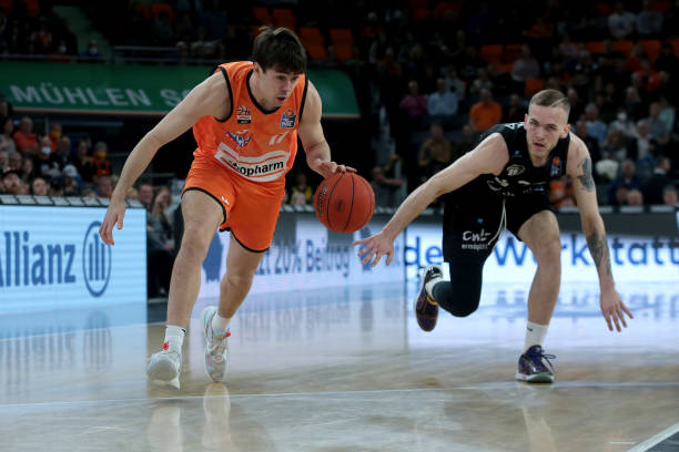 拥有悠久的 拥有悠久的